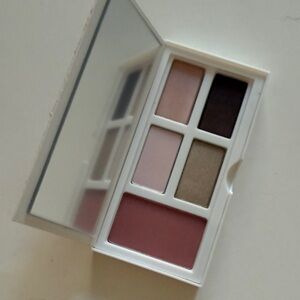 Clinique Rose Gold Glitter eyeshadow, and blush palette compact, new